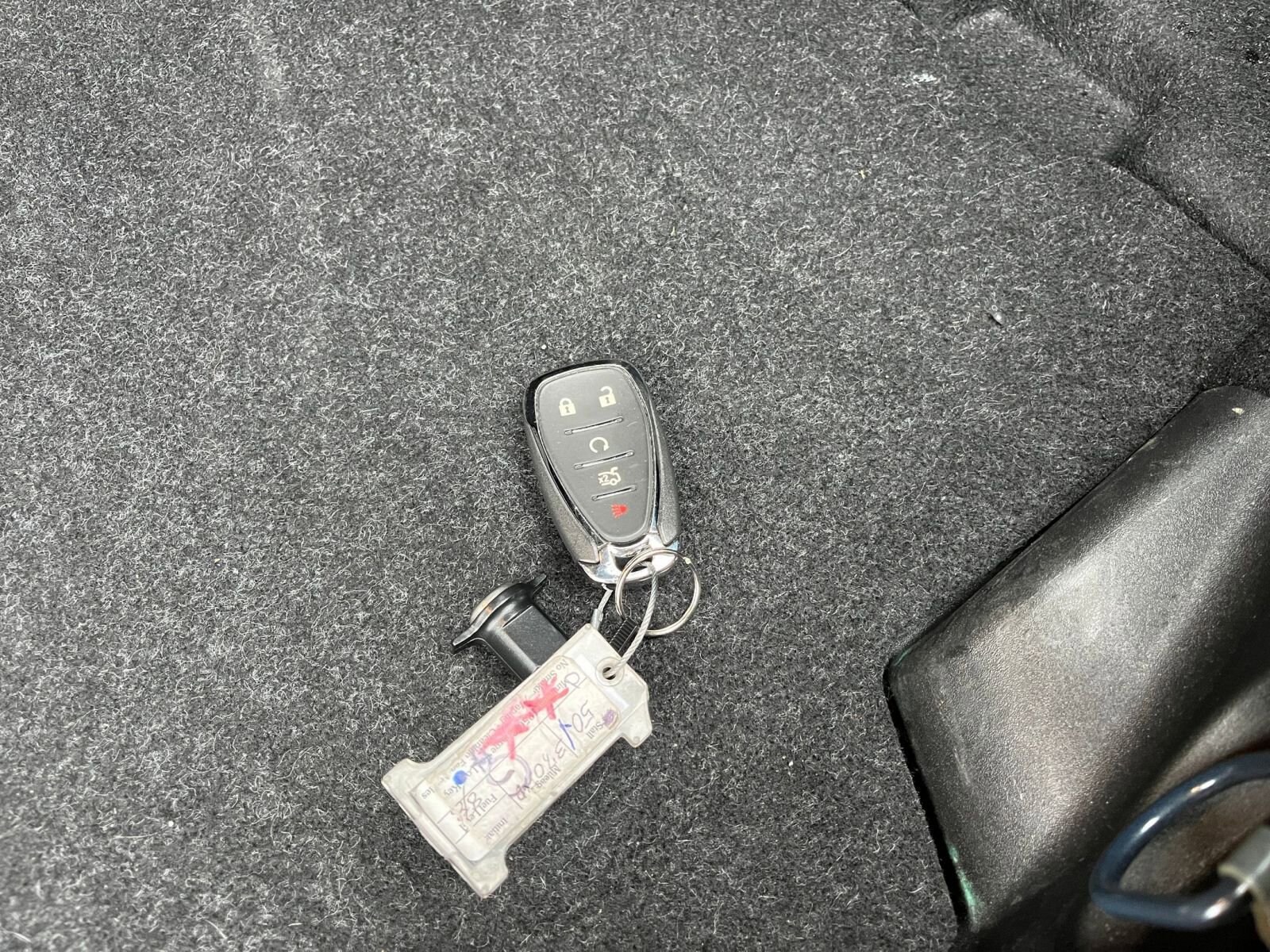 Thumbnail: 2024 Chevrolet Malibu - 21