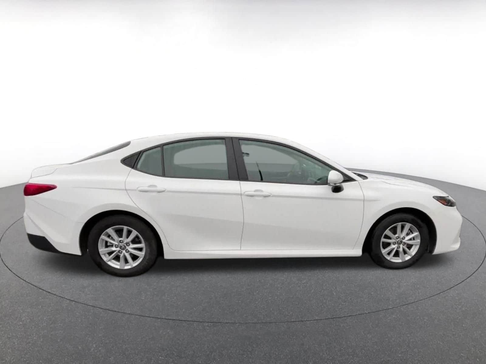 Thumbnail: 2025 Toyota Camry - 16