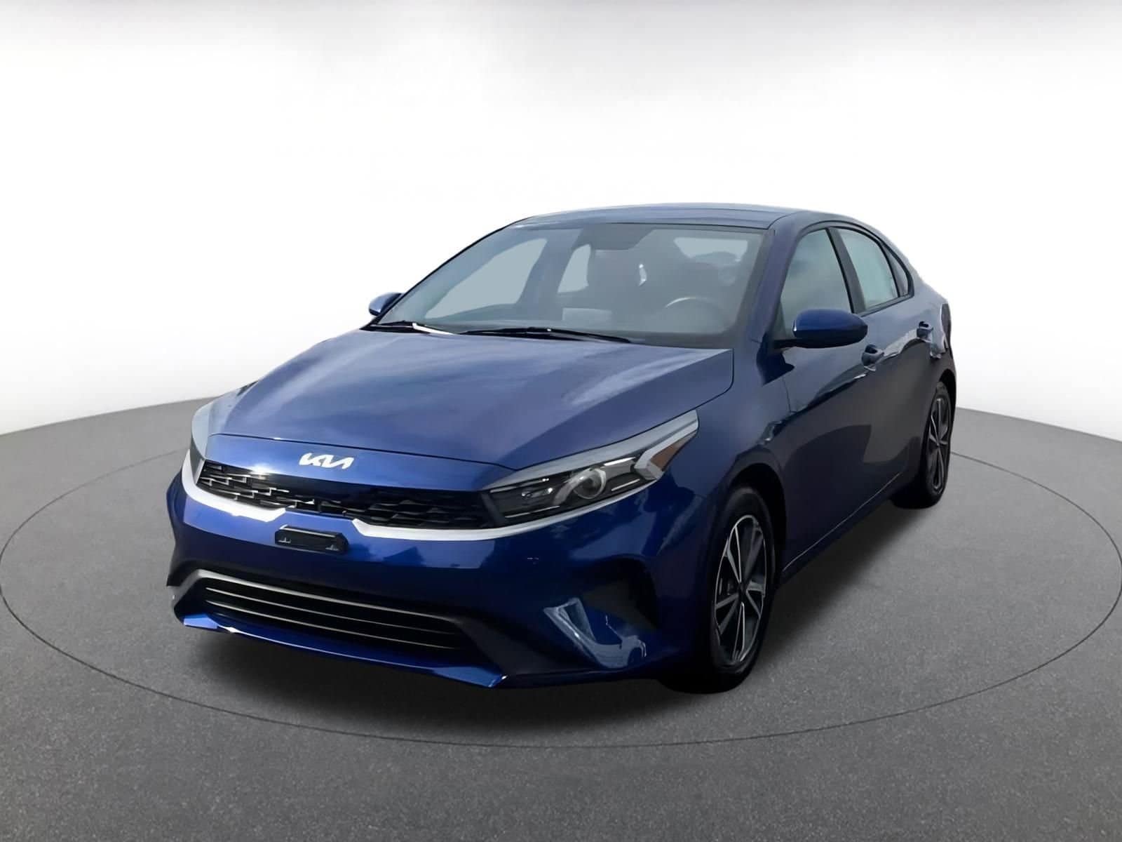 Thumbnail: 2022 Kia Forte - 7