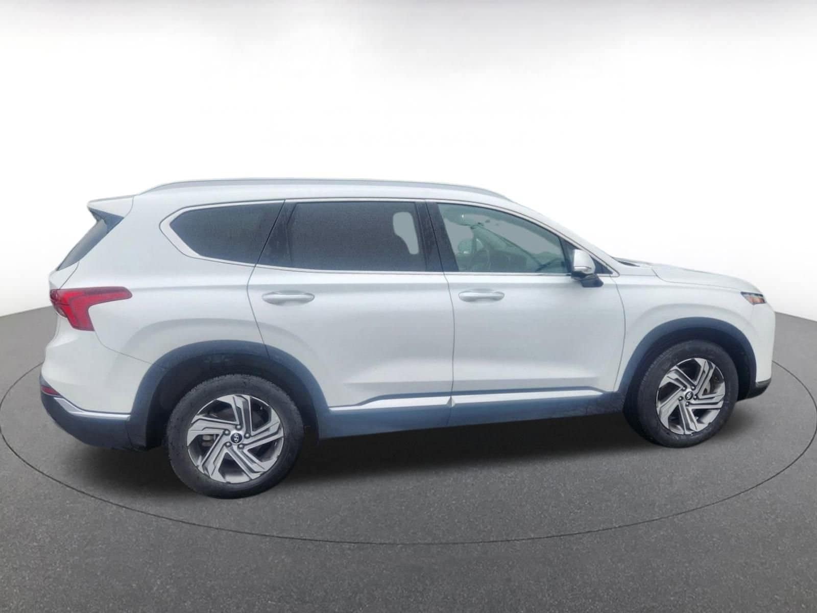 Thumbnail: 2023 Hyundai Santa Fe - 8