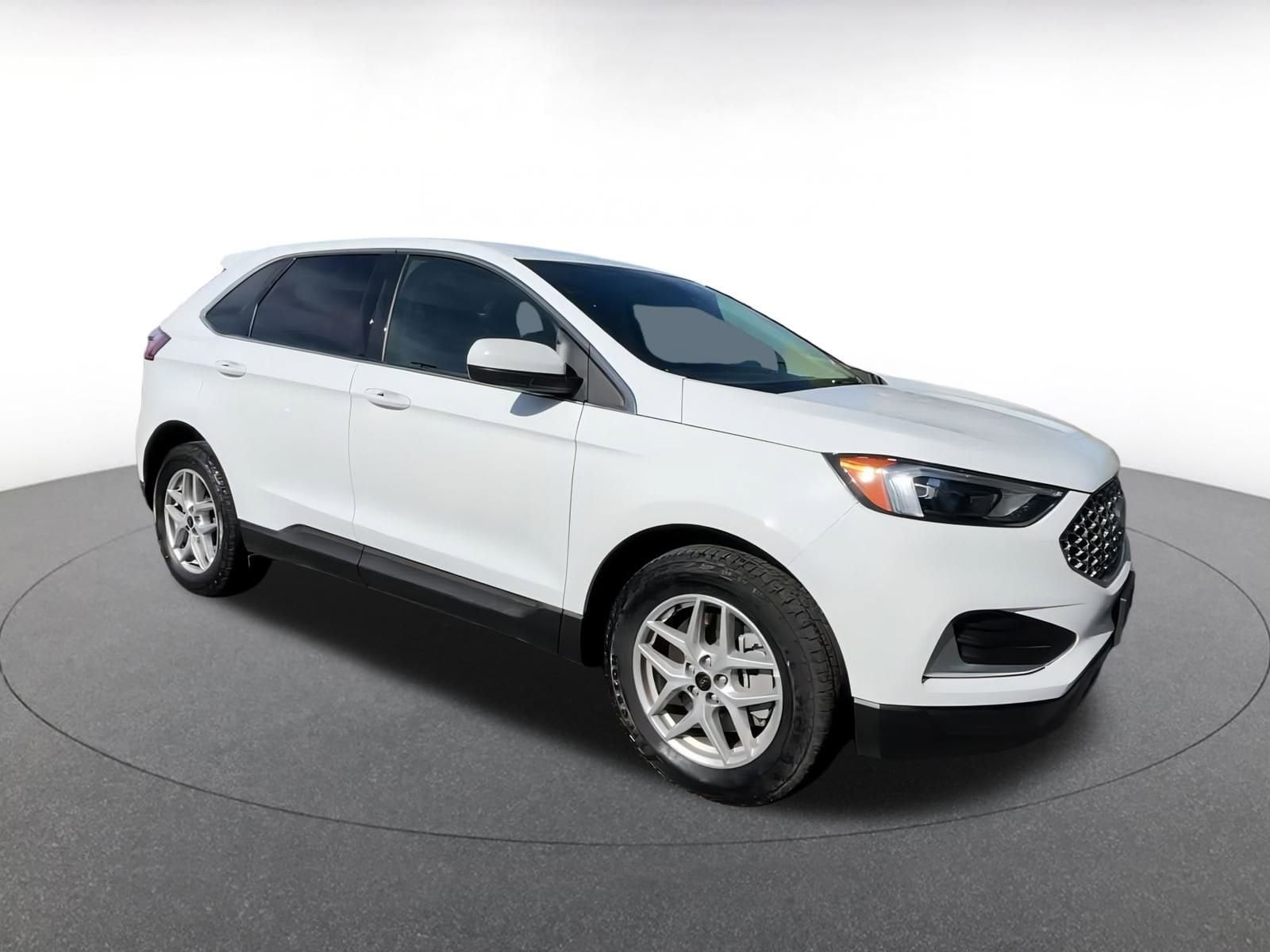Thumbnail: 2024 Ford Edge - 2