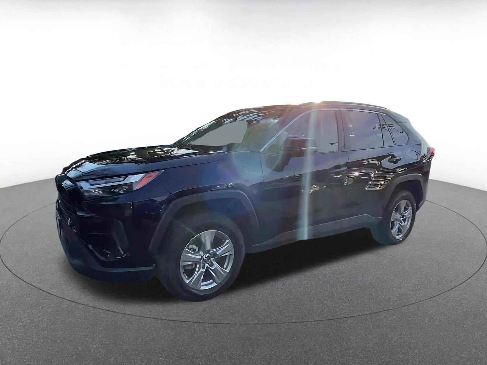 Thumbnail: 2025 Toyota RAV4 - 8