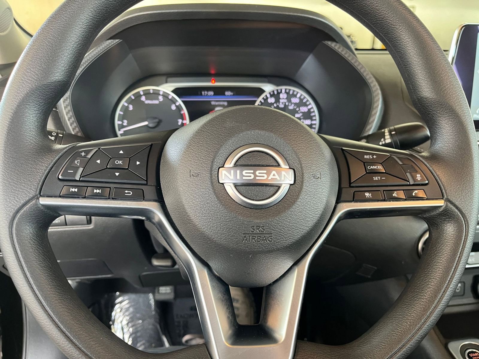 Thumbnail: 2024 Nissan Sentra - 28