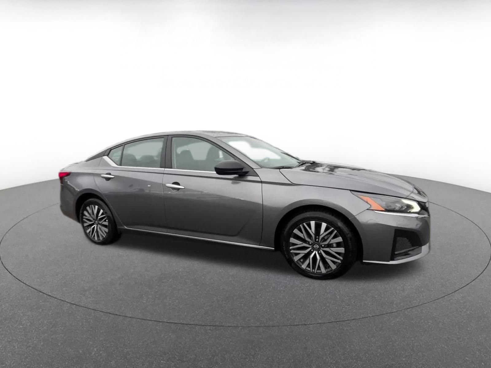 Thumbnail: 2025 Nissan Altima - 2