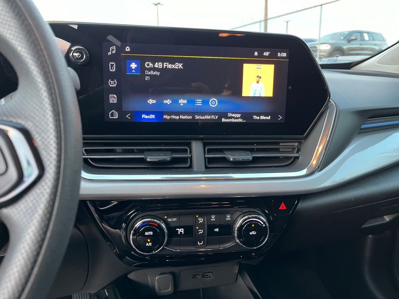 Thumbnail: 2025 Chevrolet Trax - 21