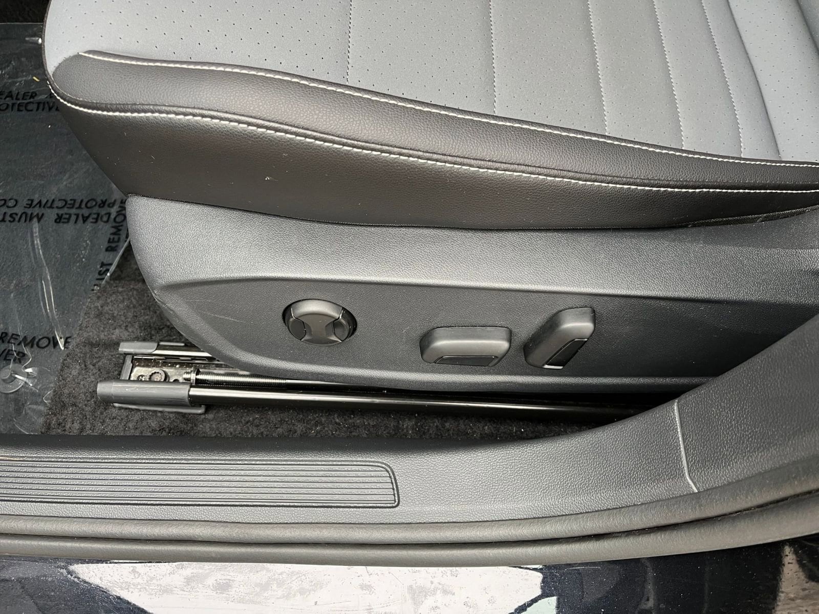 Thumbnail: 2025 Volkswagen Jetta - 23