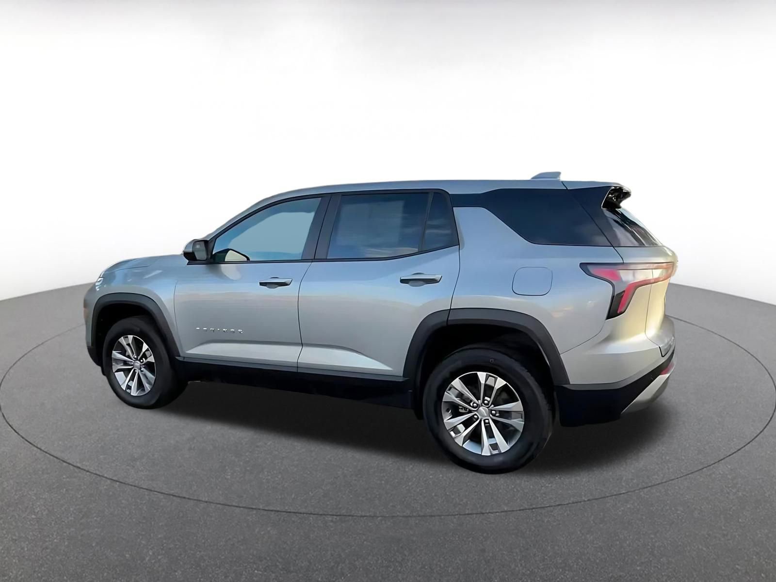 Thumbnail: 2025 Chevrolet Equinox - 10