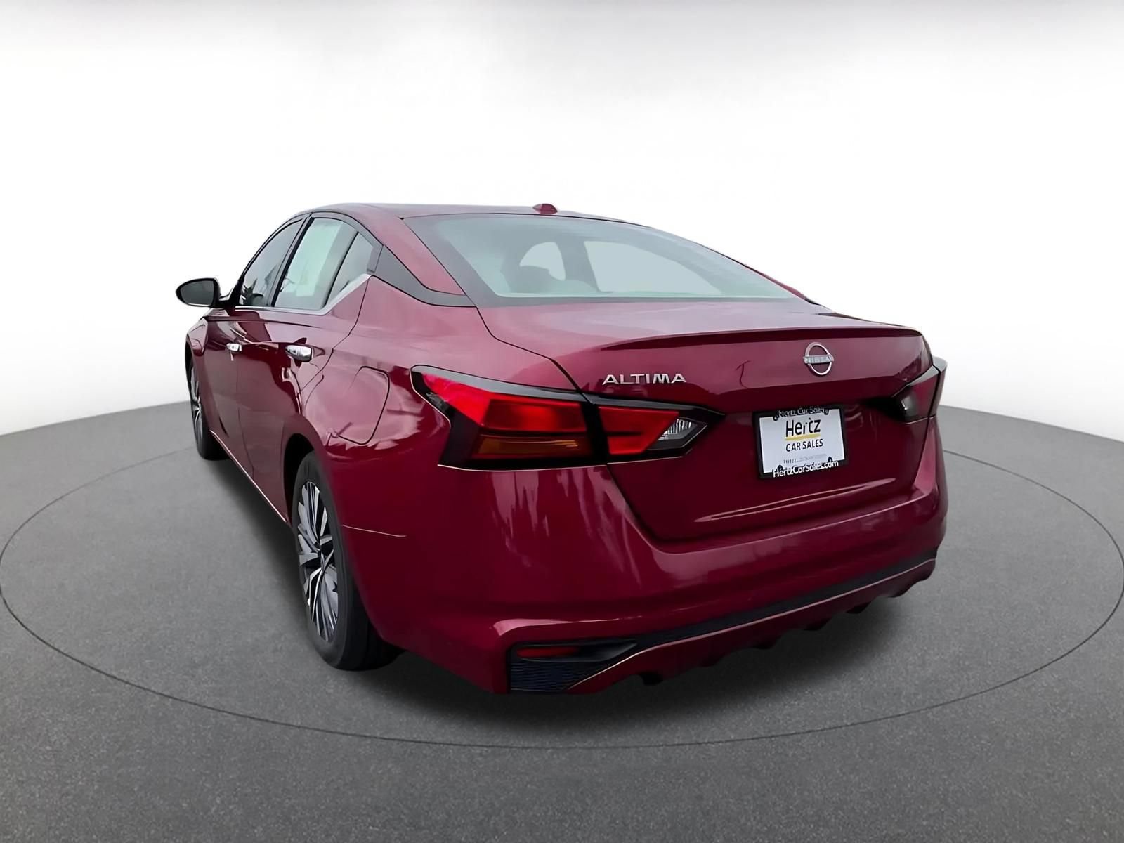 Thumbnail: 2025 Nissan Altima - 9
