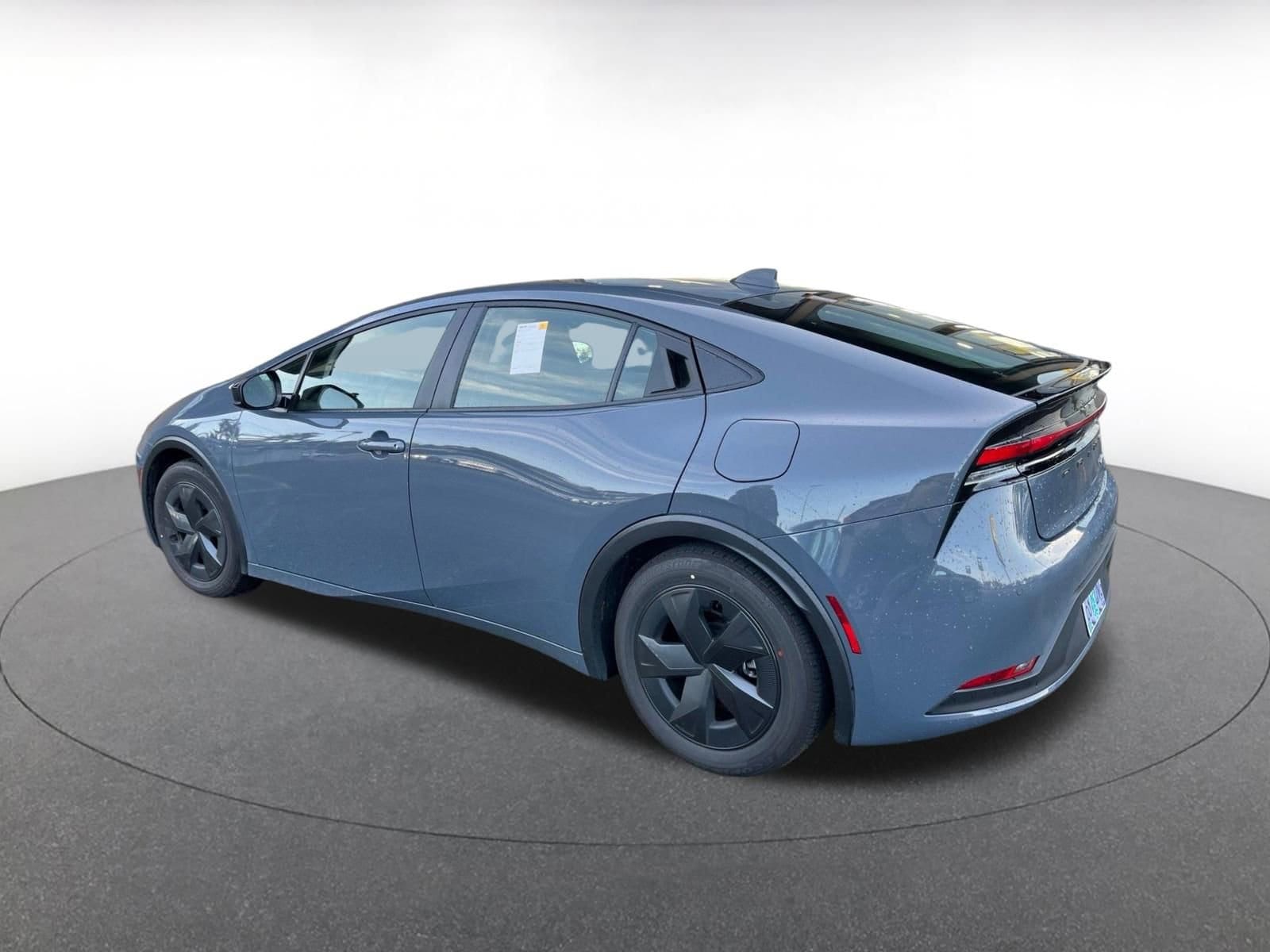 Thumbnail: 2025 Toyota Prius - 5