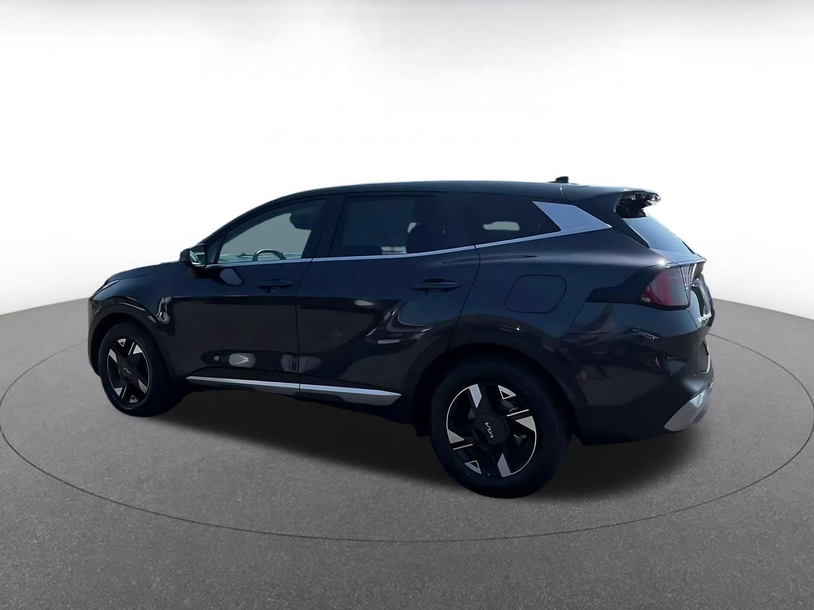 Thumbnail: 2026 Kia Sportage - 9