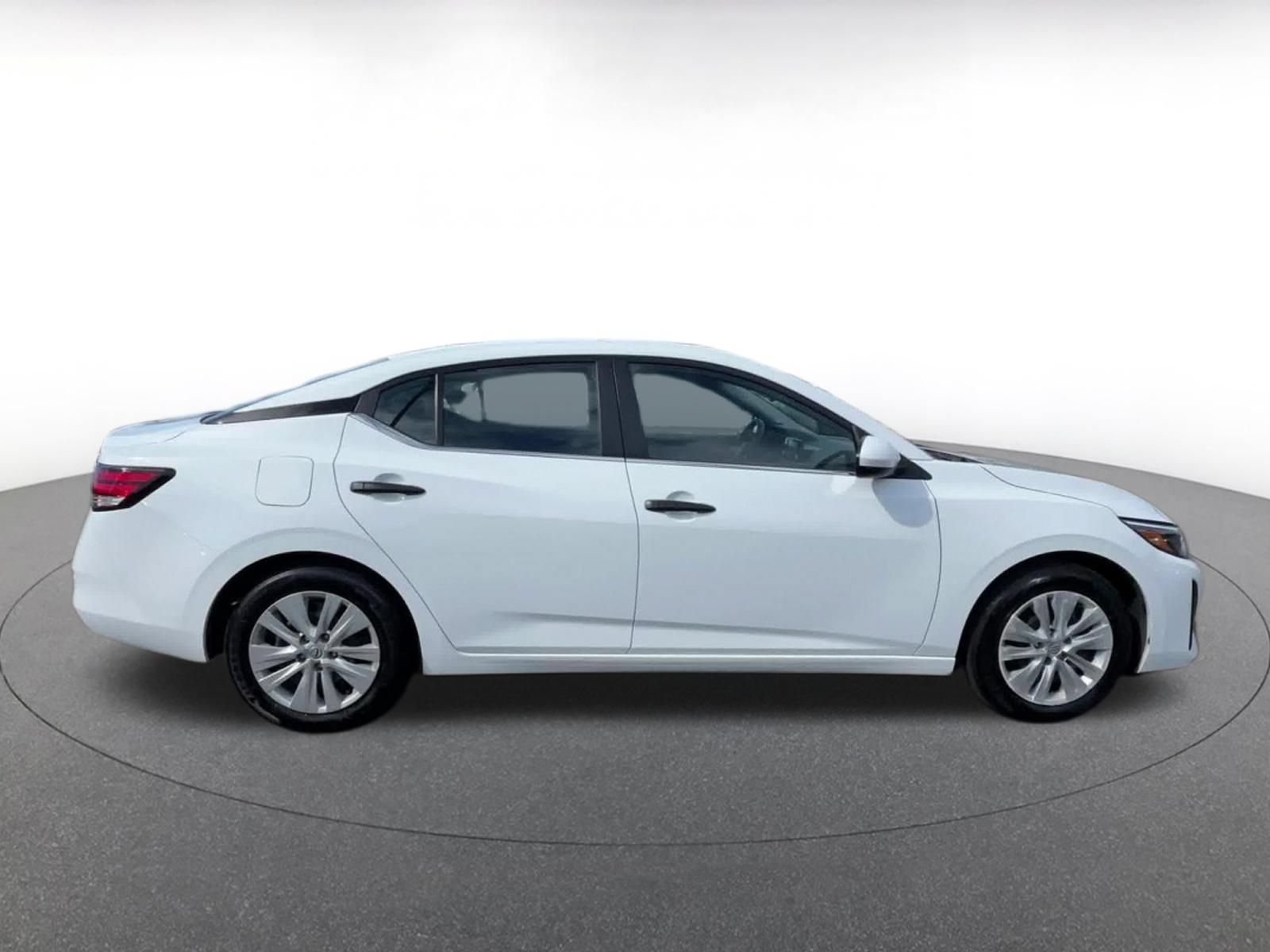 Thumbnail: 2025 Nissan Sentra - 16