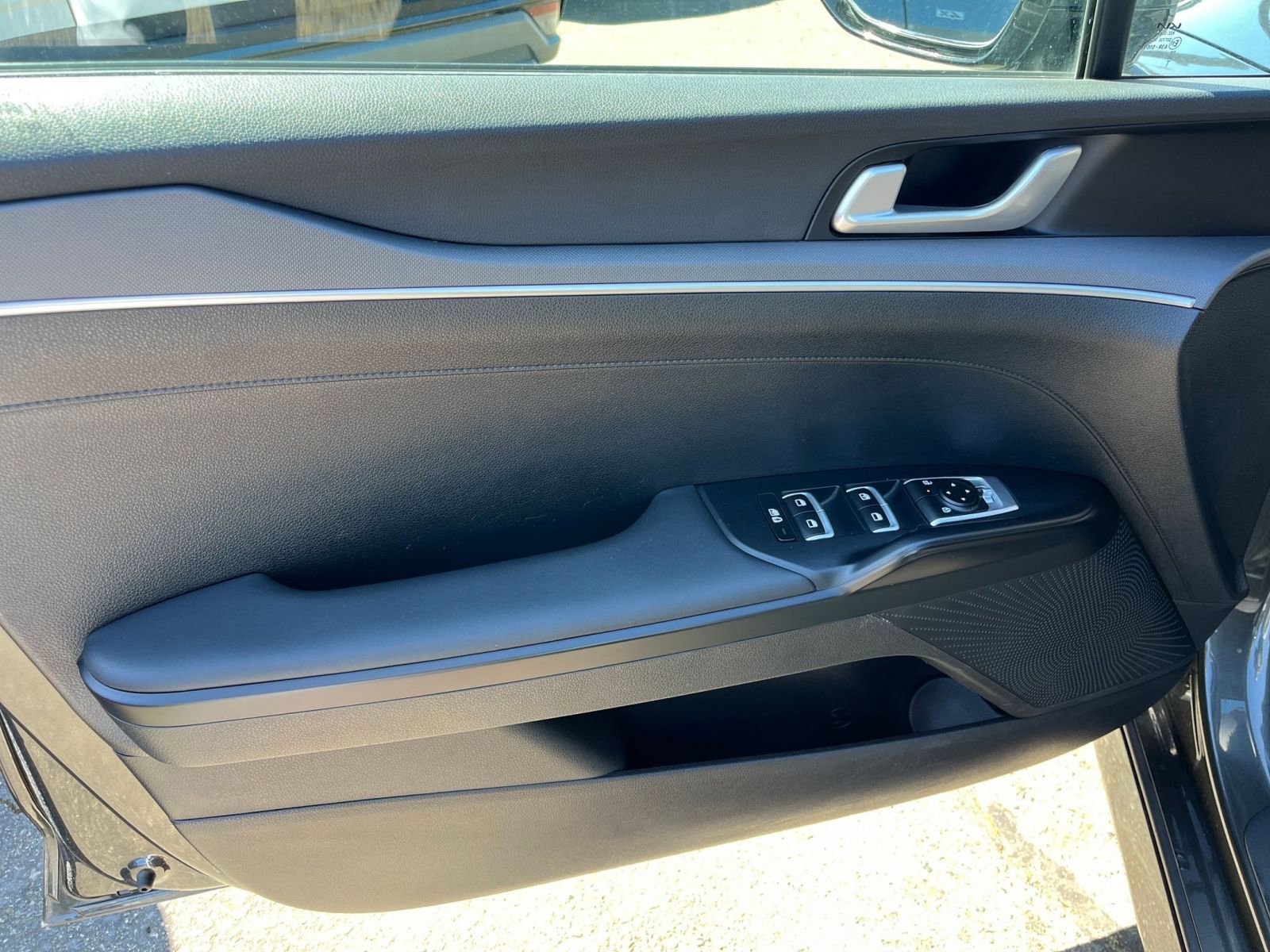 Thumbnail: 2025 Kia K5 - 18