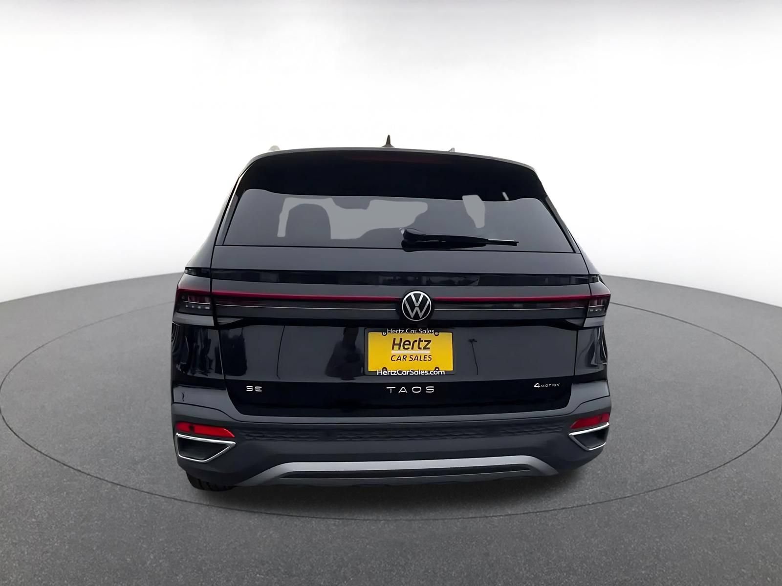 Thumbnail: 2026 Volkswagen Taos - 10