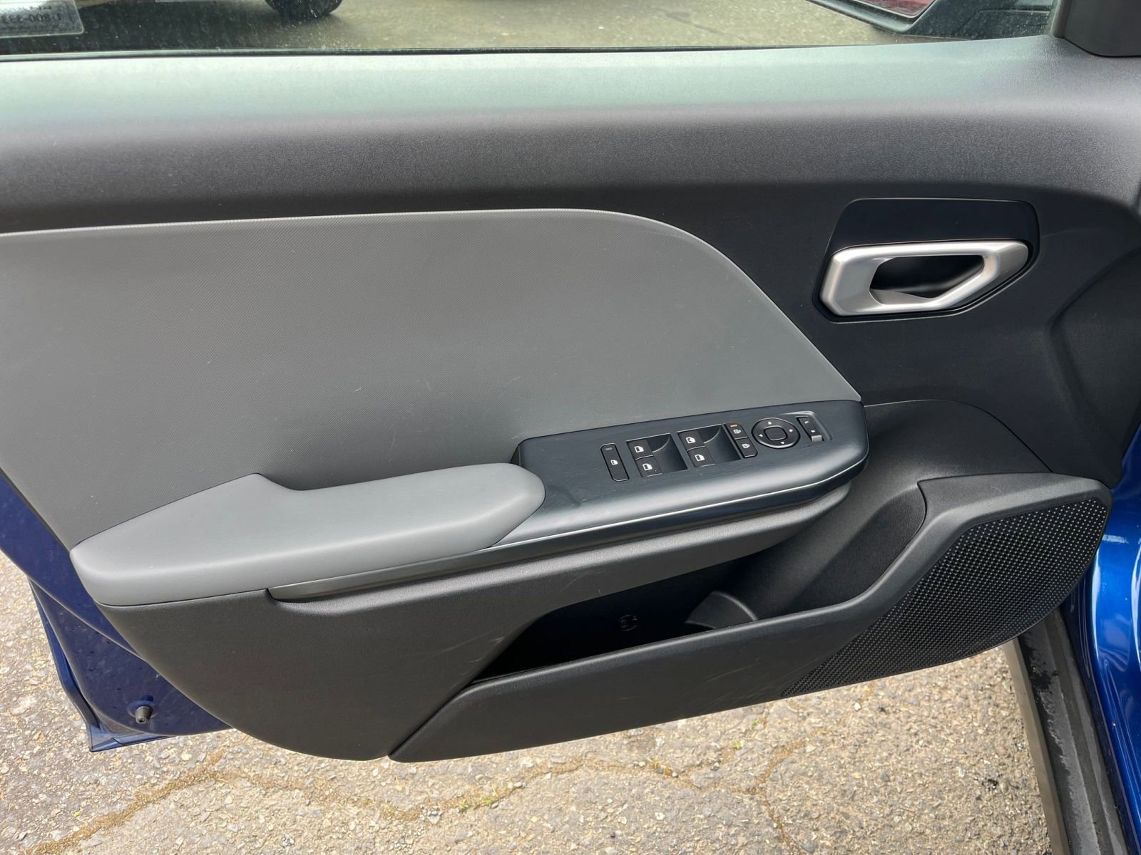 Thumbnail: 2025 Kia K4 - 18