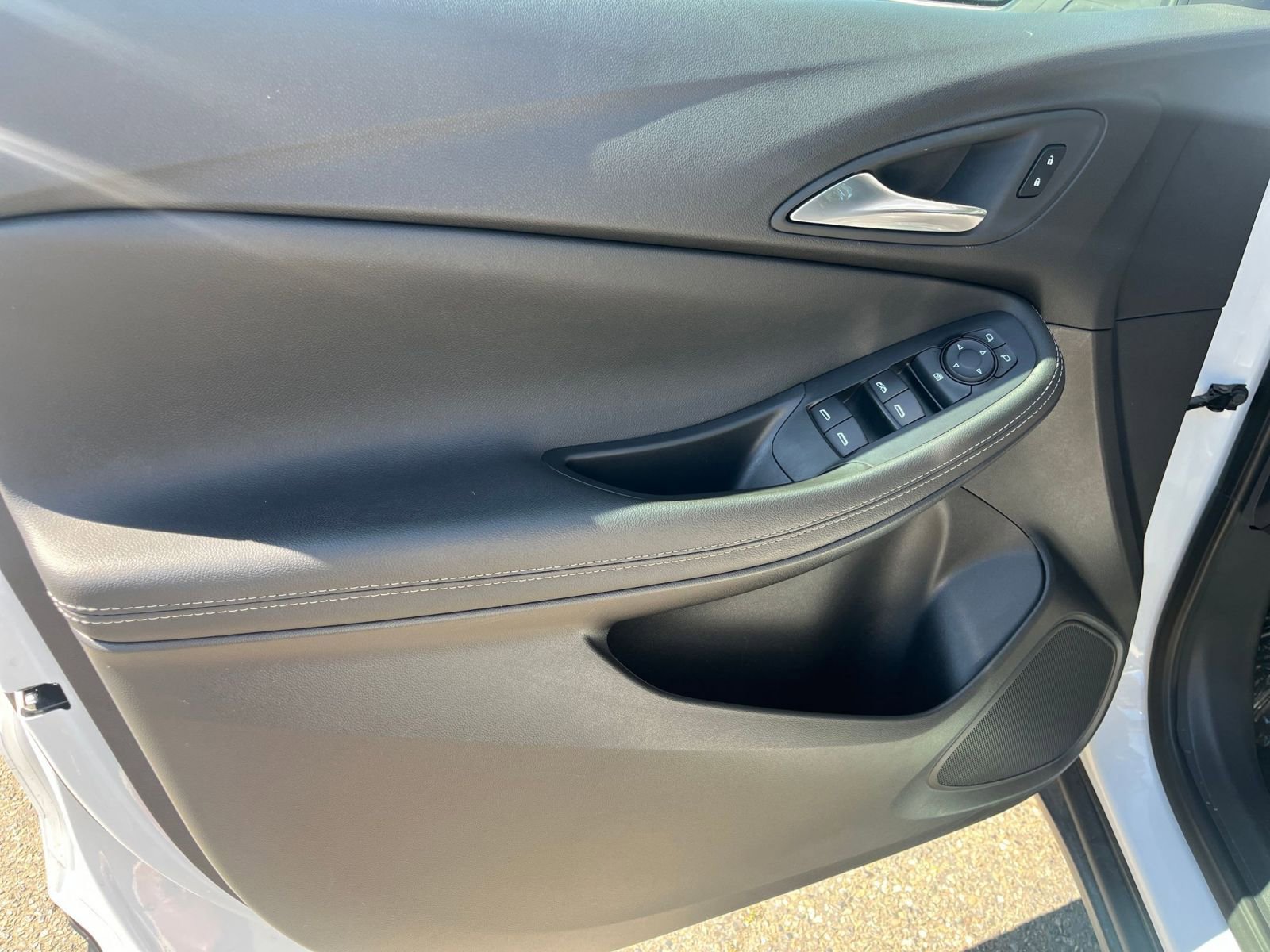 Thumbnail: 2025 Buick Encore GX - 18