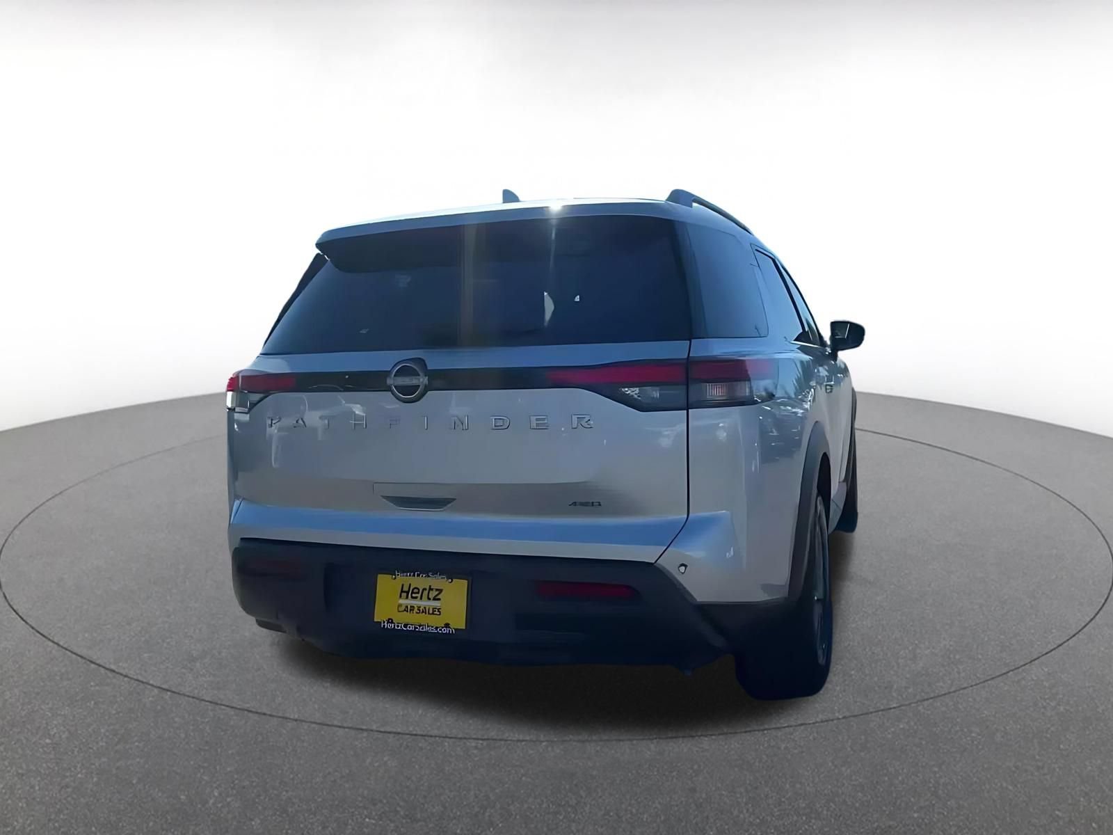 Thumbnail: 2025 Nissan Pathfinder - 14