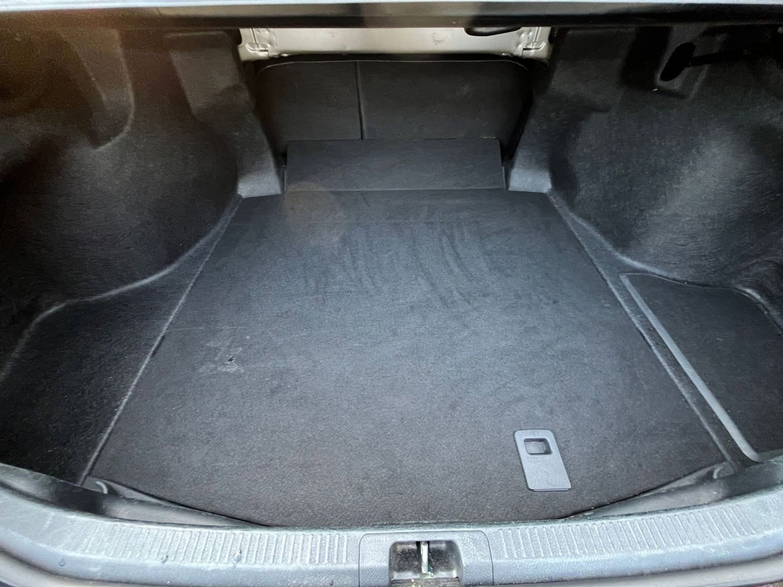 Thumbnail: 2025 Toyota Camry - 32