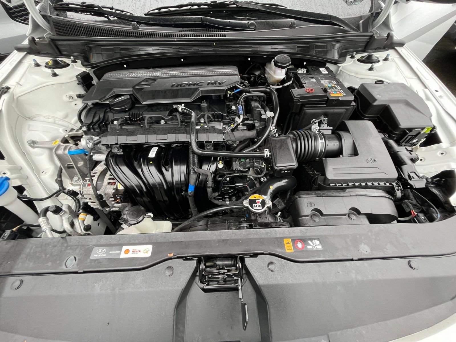 Thumbnail: 2025 Hyundai Elantra - 32