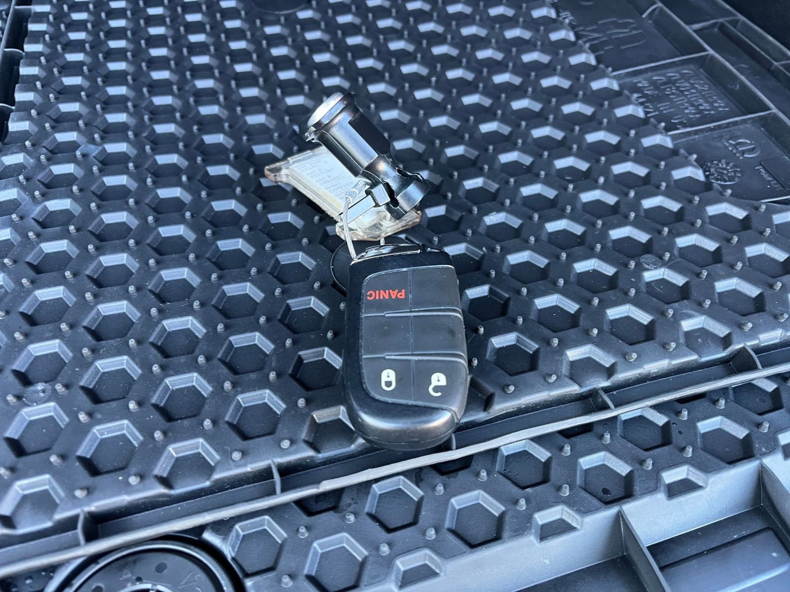 Thumbnail: 2025 Jeep Compass - 22