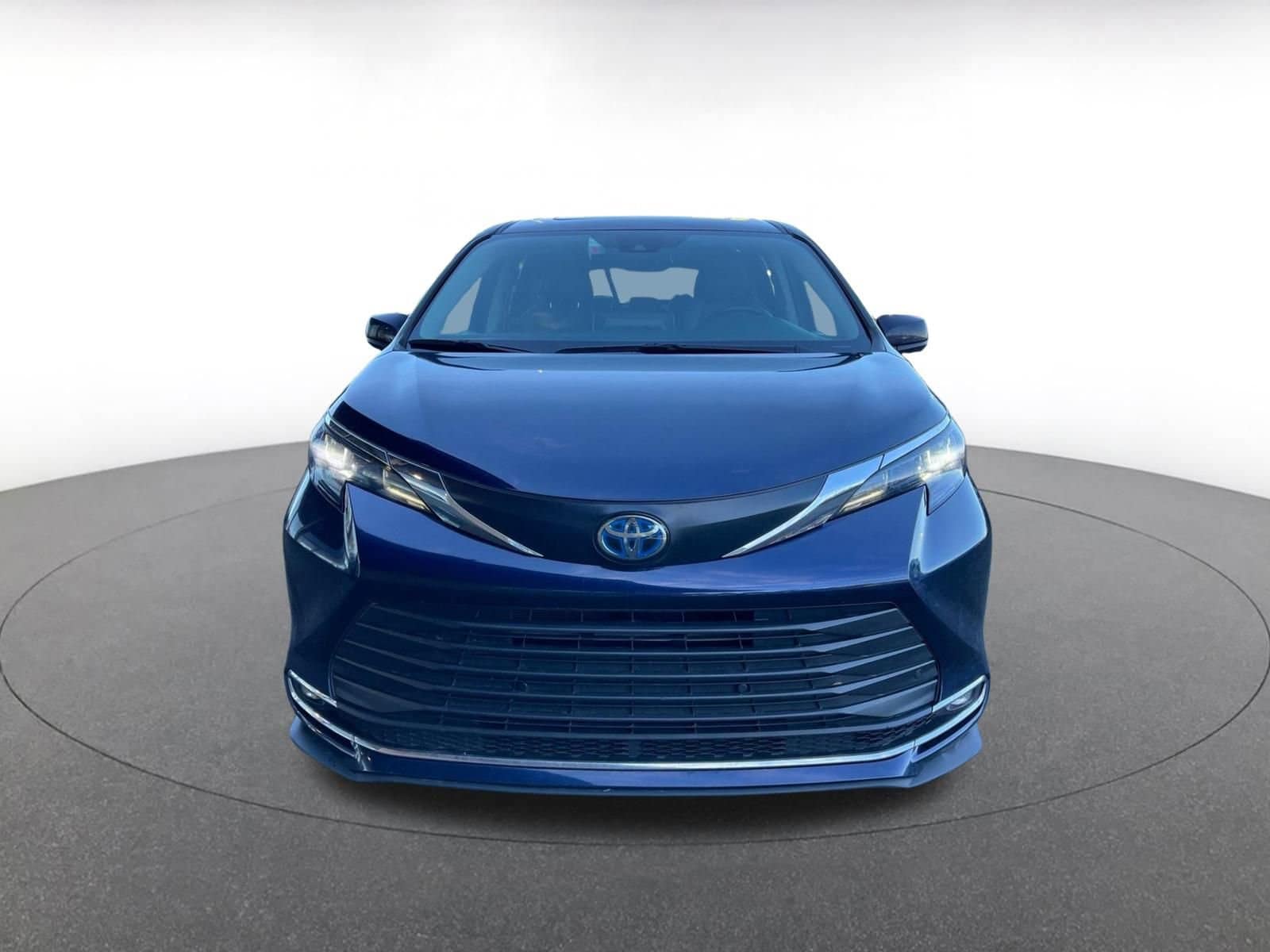 Thumbnail: 2024 Toyota Sienna - 2