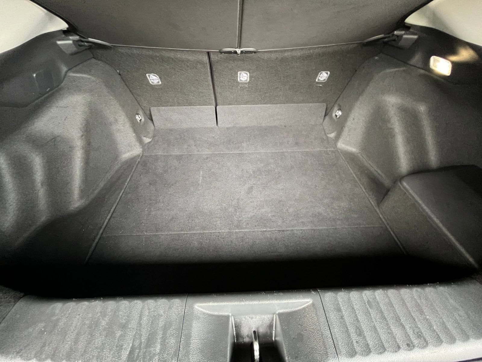 Thumbnail: 2025 Toyota Prius - 31