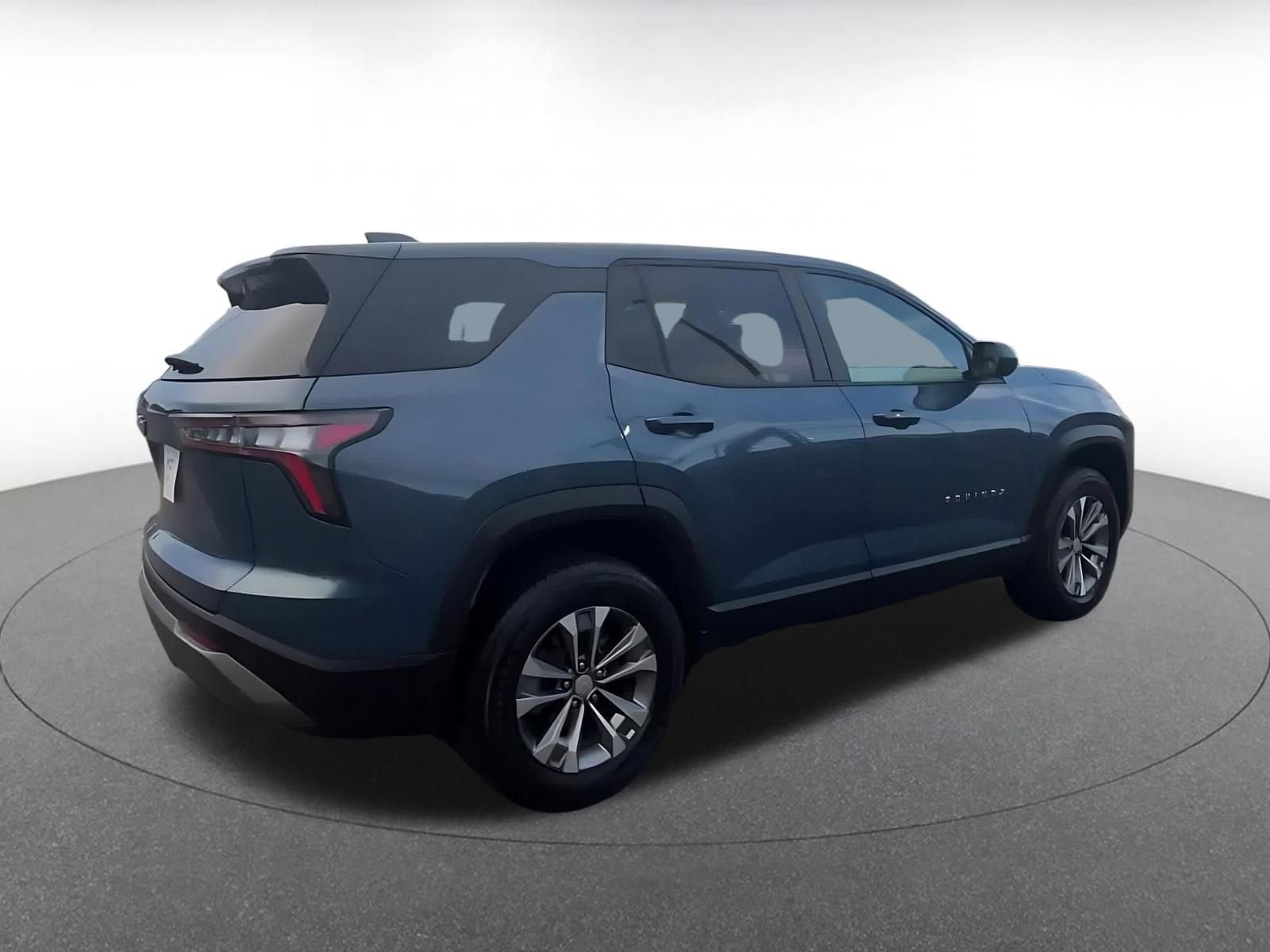 Thumbnail: 2025 Chevrolet Equinox - 14