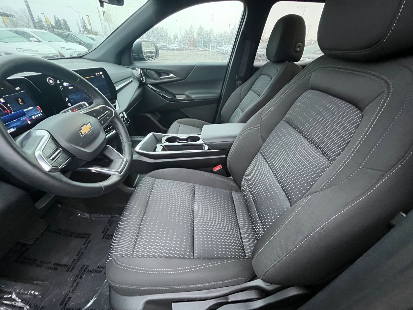 Thumbnail: 2025 Chevrolet Equinox - 17