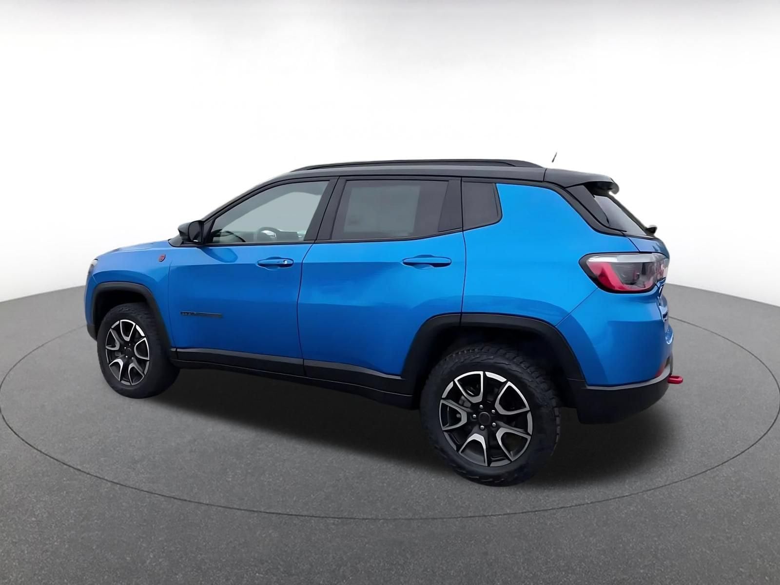 Thumbnail: 2025 Jeep Compass - 8