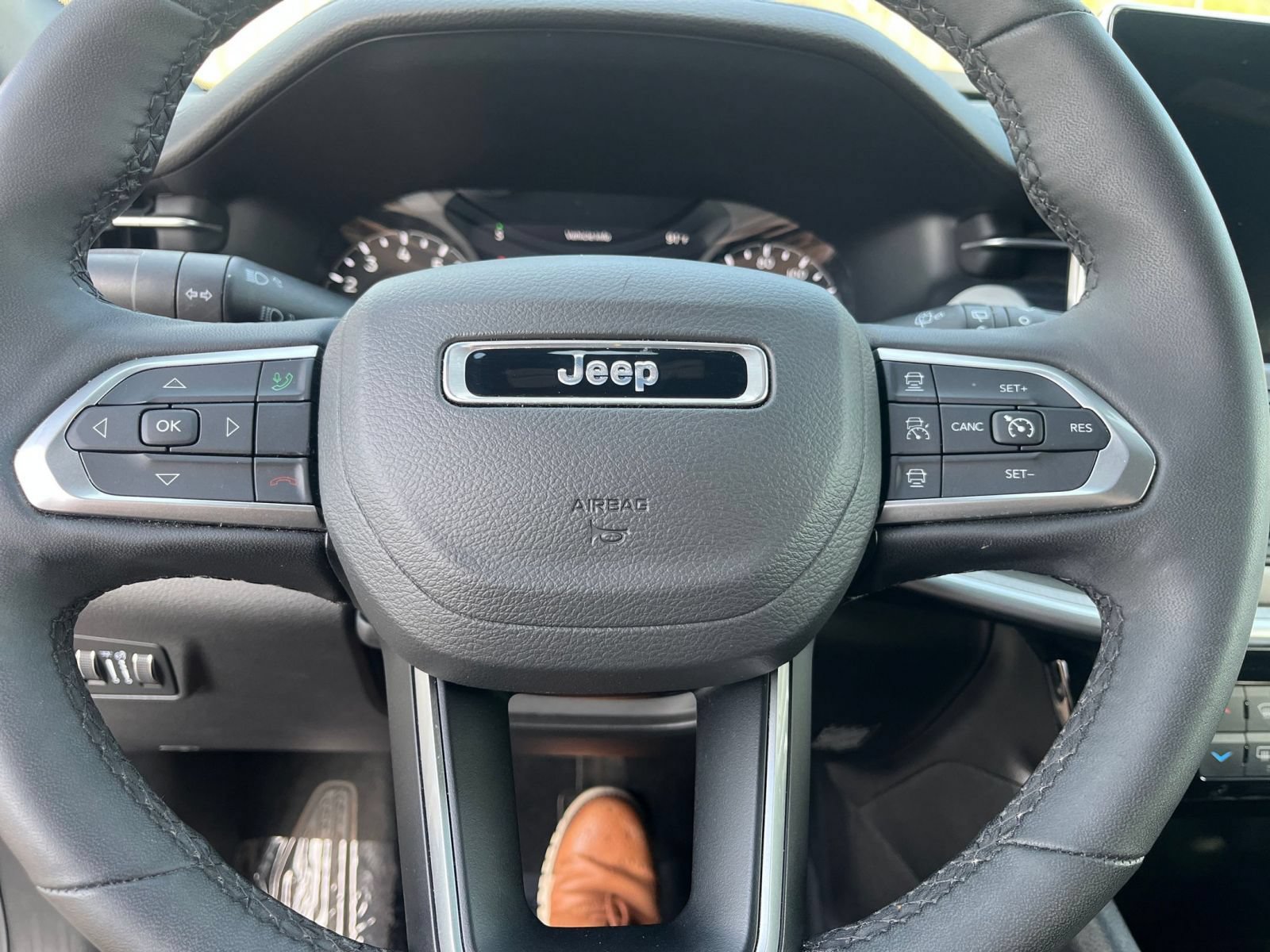 Thumbnail: 2025 Jeep Compass - 29