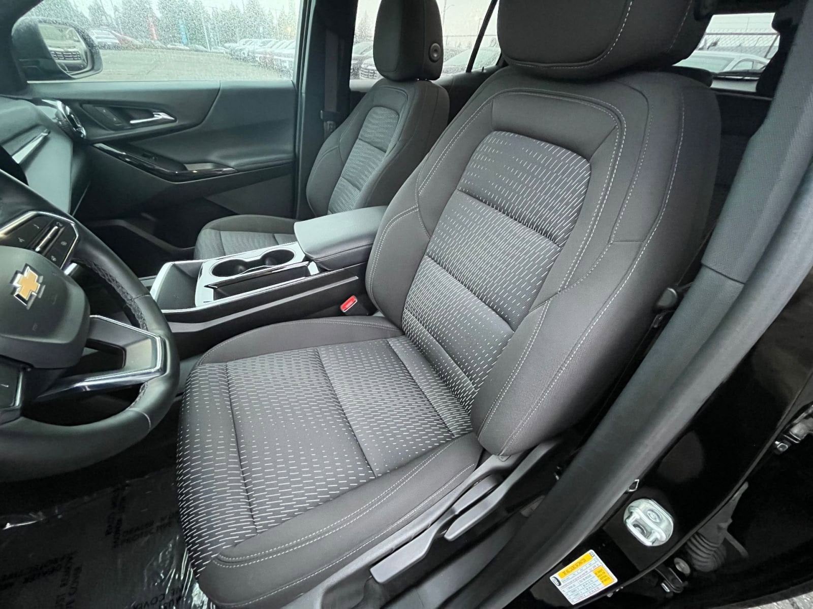 Thumbnail: 2025 Chevrolet Equinox - 16