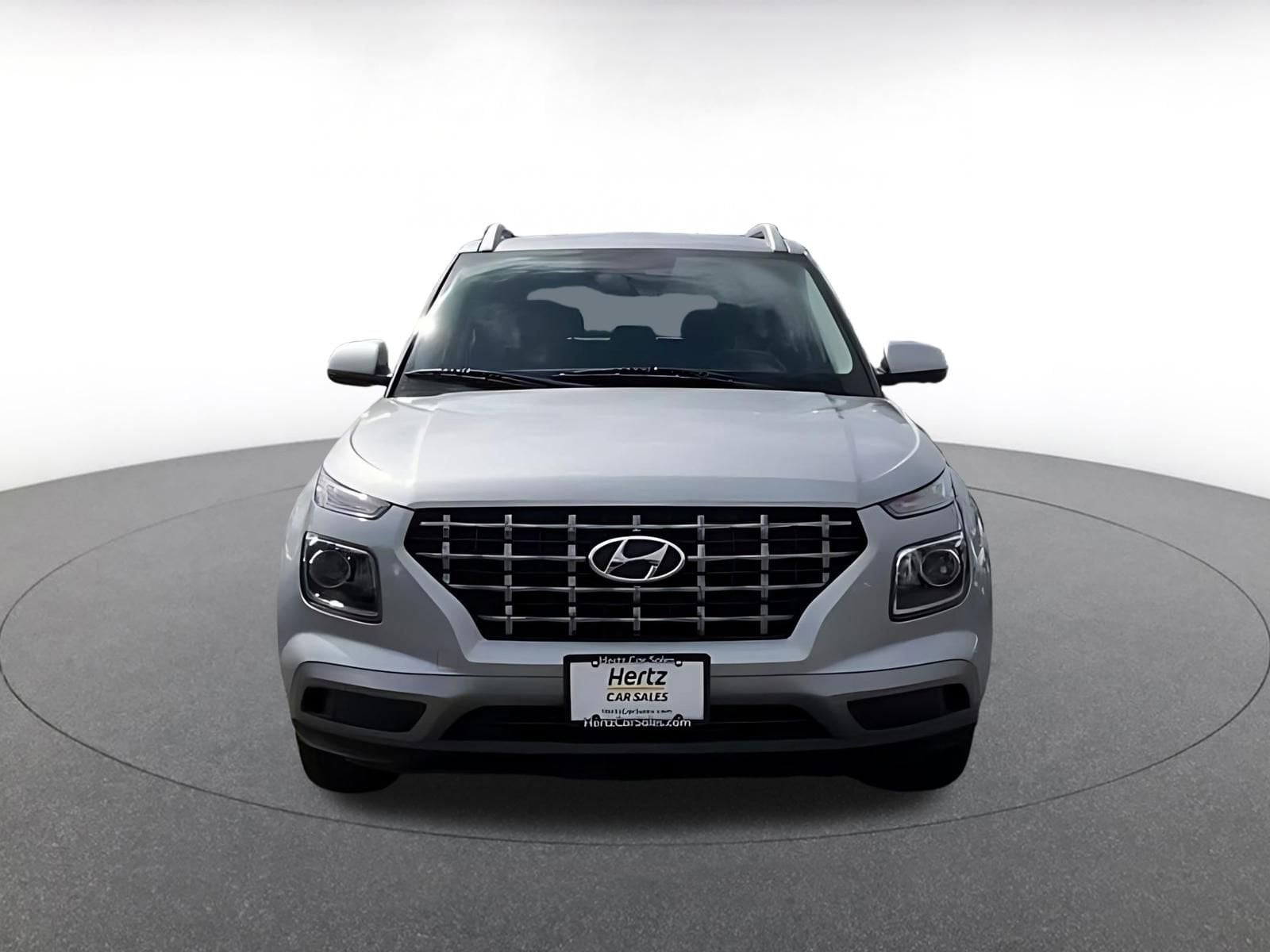 Thumbnail: 2025 Hyundai Venue - 4