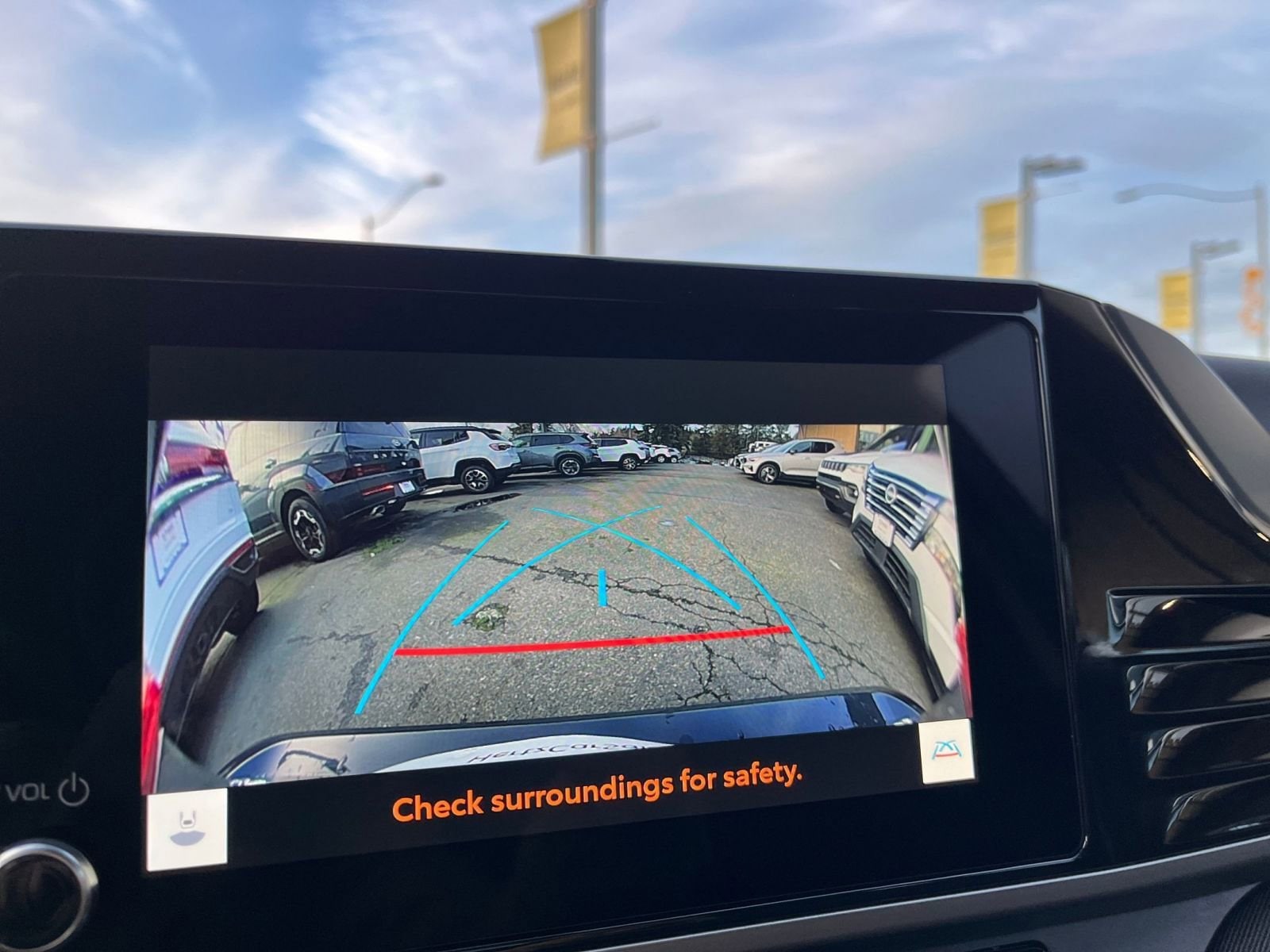 Thumbnail: 2025 Toyota Camry - 17