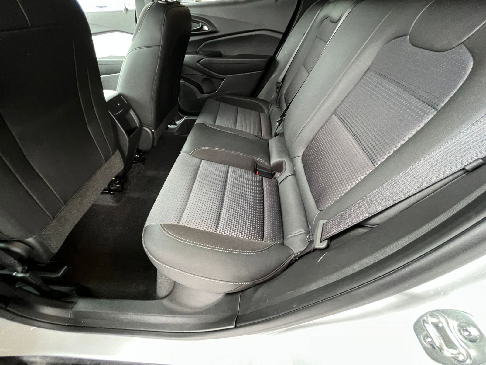 Thumbnail: 2025 Chevrolet Trax - 27