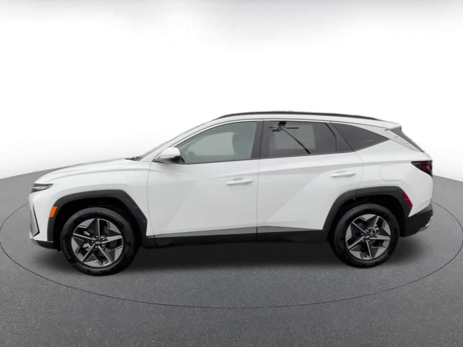 Thumbnail: 2025 Hyundai Tucson - 9