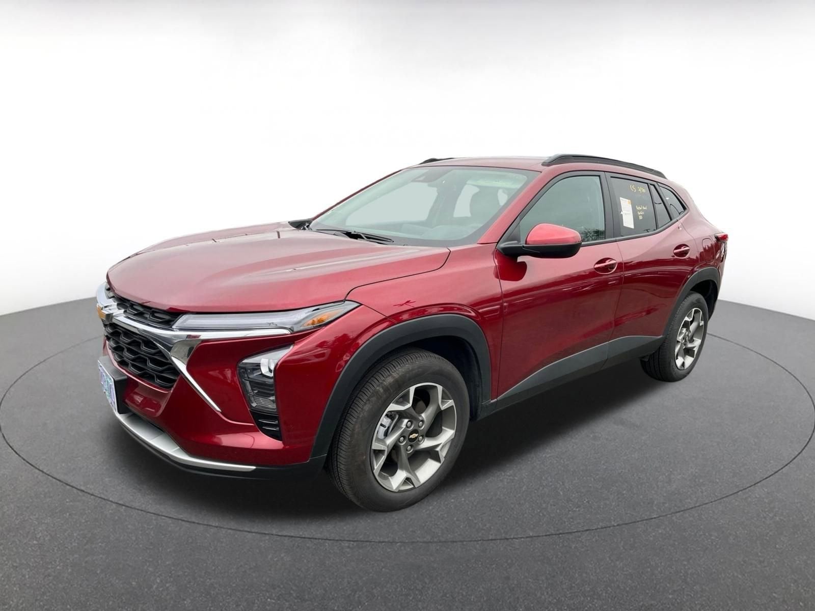 Thumbnail: 2025 Chevrolet Trax - 3