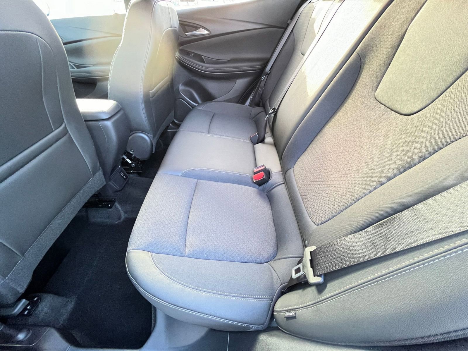 Thumbnail: 2025 Buick Encore GX - 25