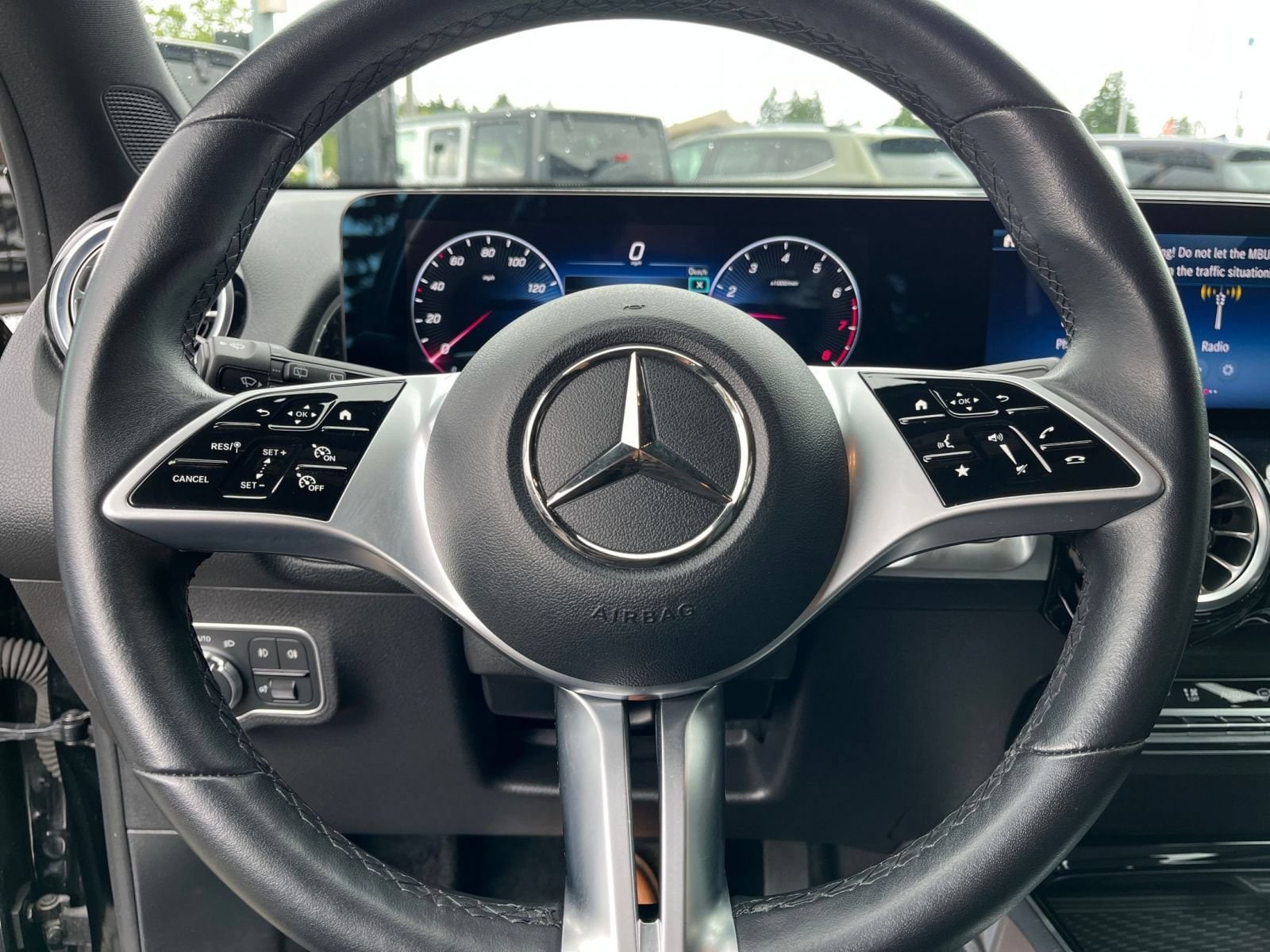 Thumbnail: 2025 Mercedes-Benz GLB - 29