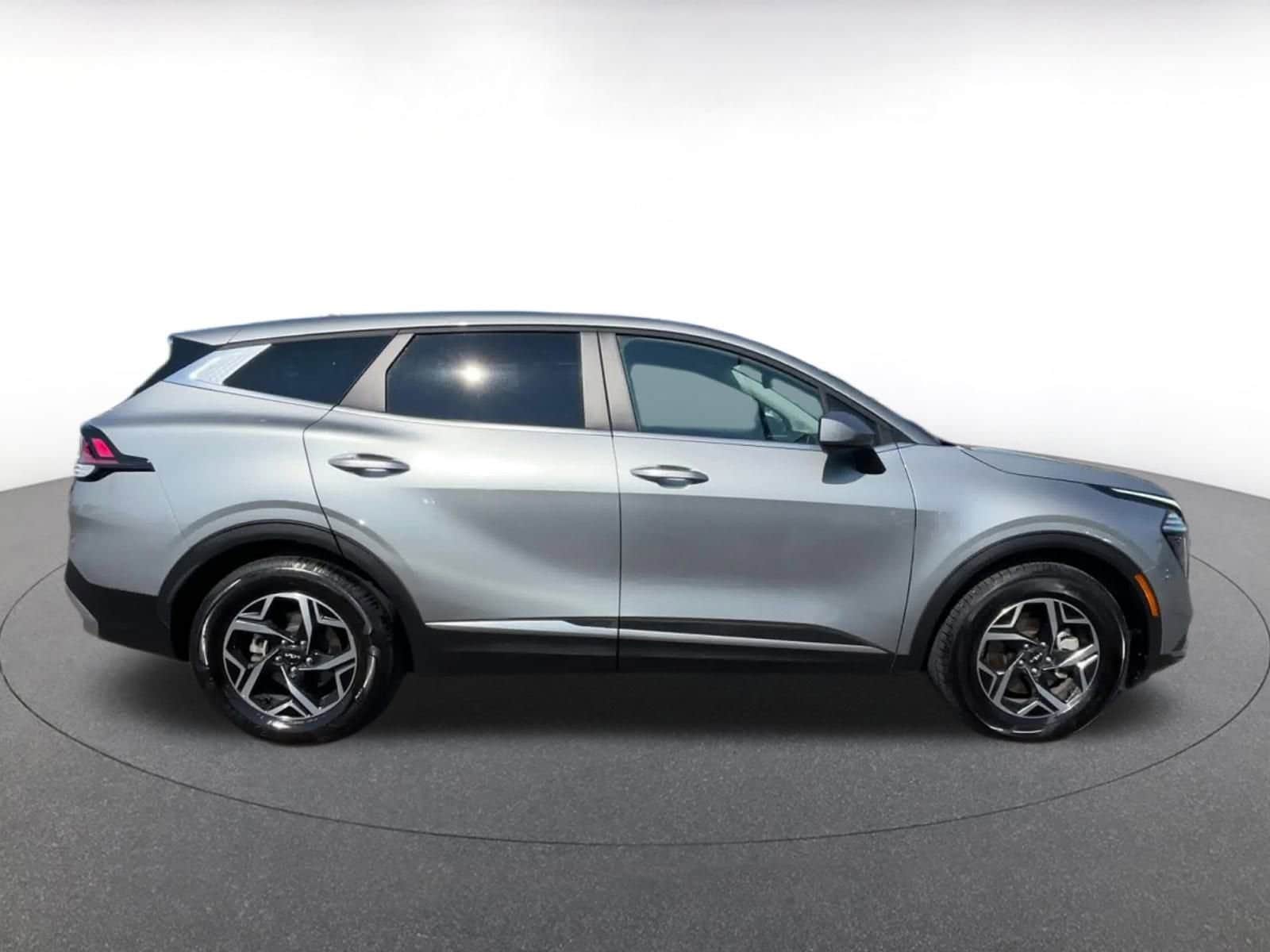 Thumbnail: 2024 Kia Sportage - 16