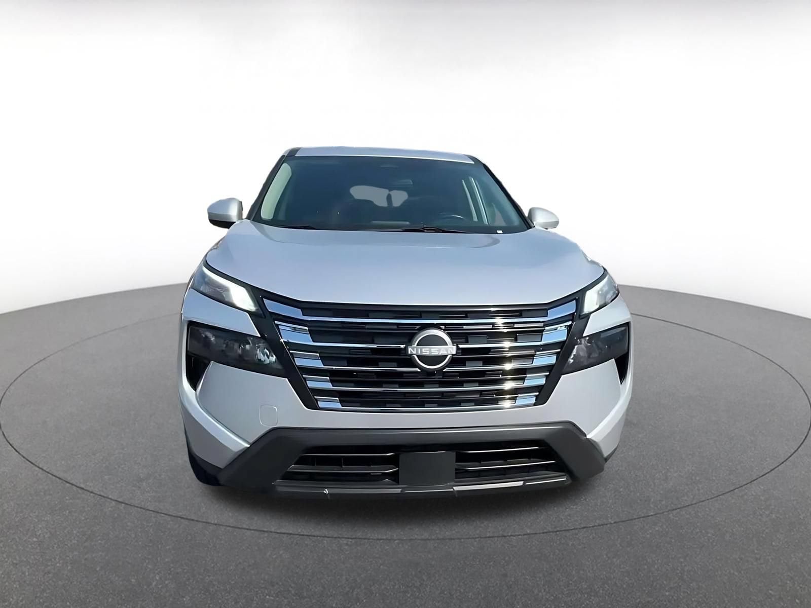 Thumbnail: 2025 Nissan Rogue - 4