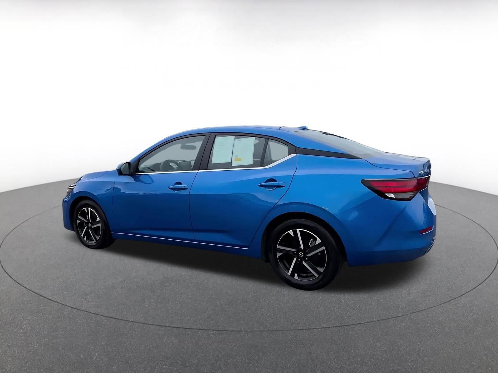 Thumbnail: 2025 Nissan Sentra - 10