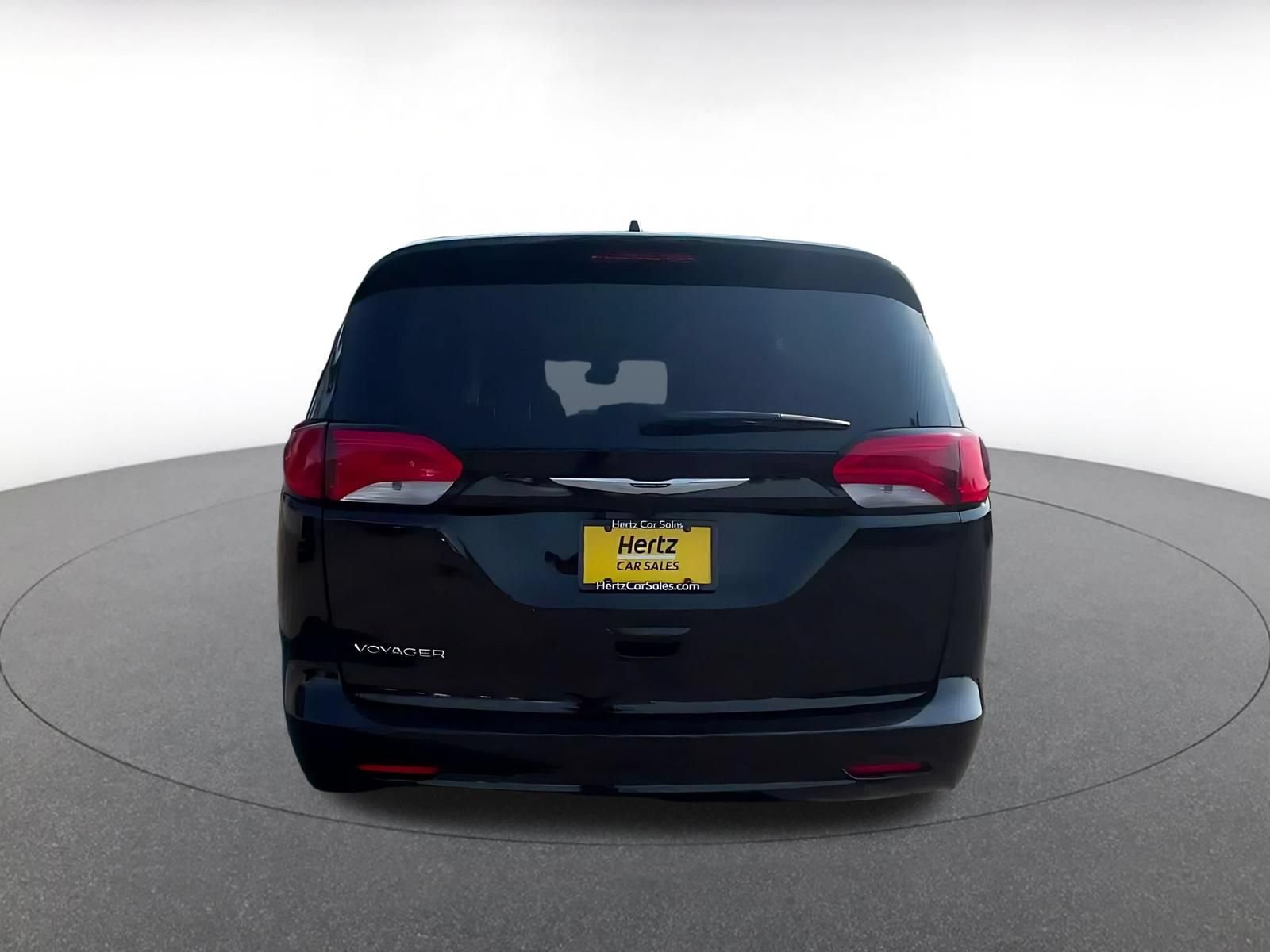Thumbnail: 2024 Chrysler Voyager - 10
