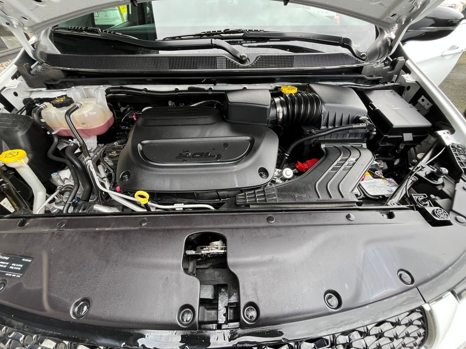 Thumbnail: 2025 Chrysler Pacifica - 35