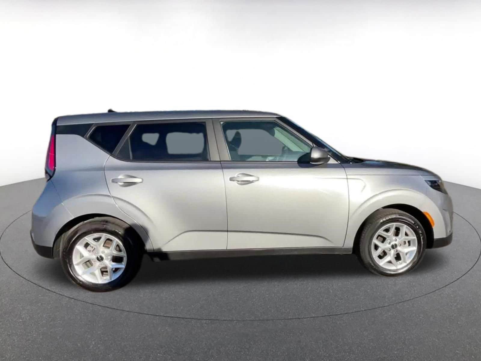 Thumbnail: 2025 Kia Soul - 16