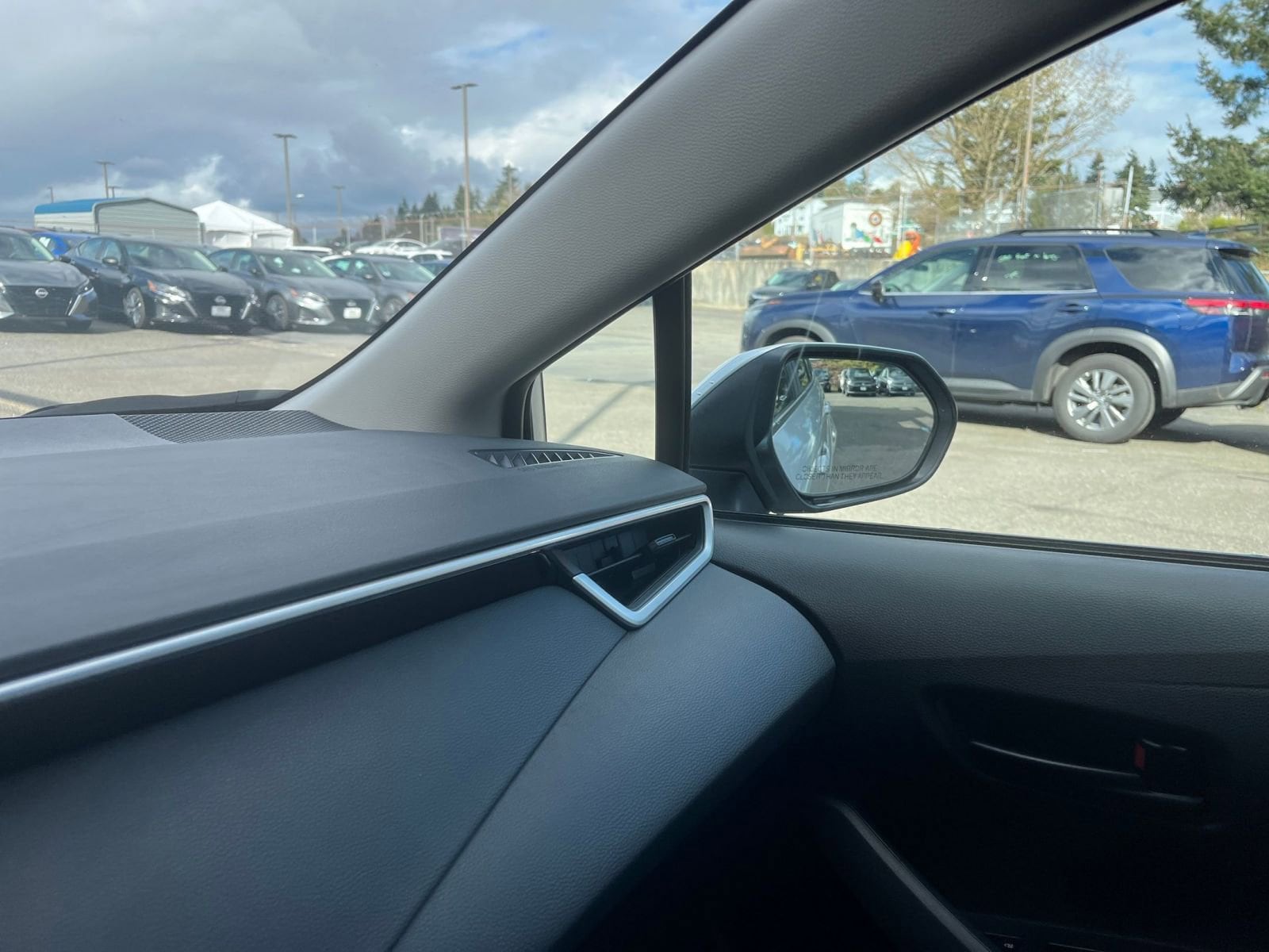 Thumbnail: 2025 Toyota Corolla - 35