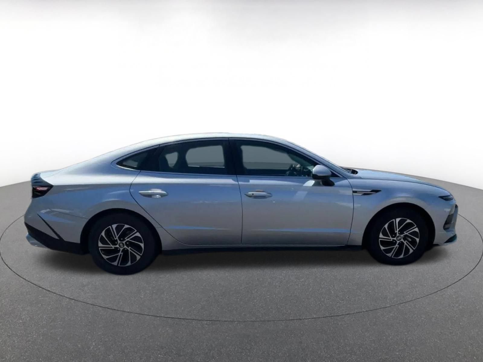 Thumbnail: 2026 Hyundai Sonata - 16