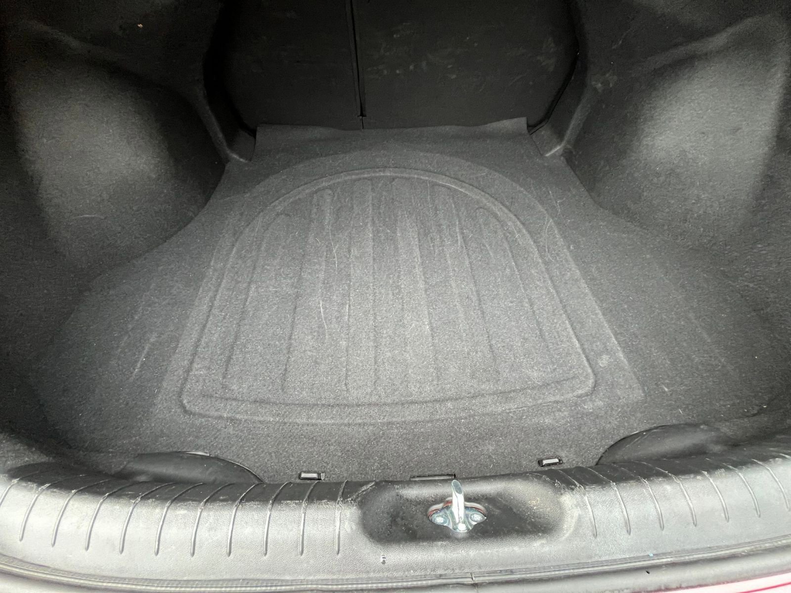 Thumbnail: 2025 Hyundai Elantra - 32