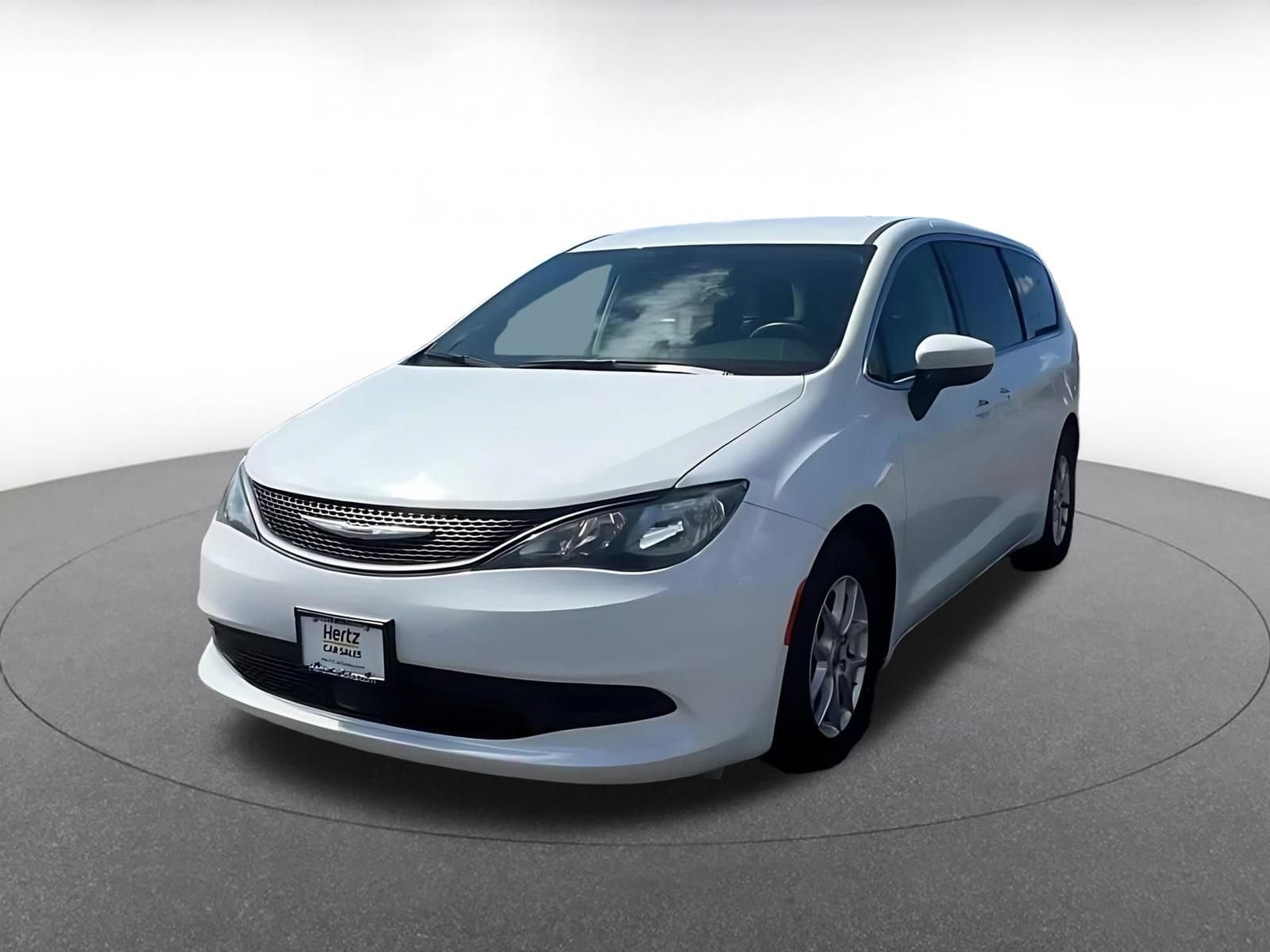 Thumbnail: 2023 Chrysler Voyager - 7