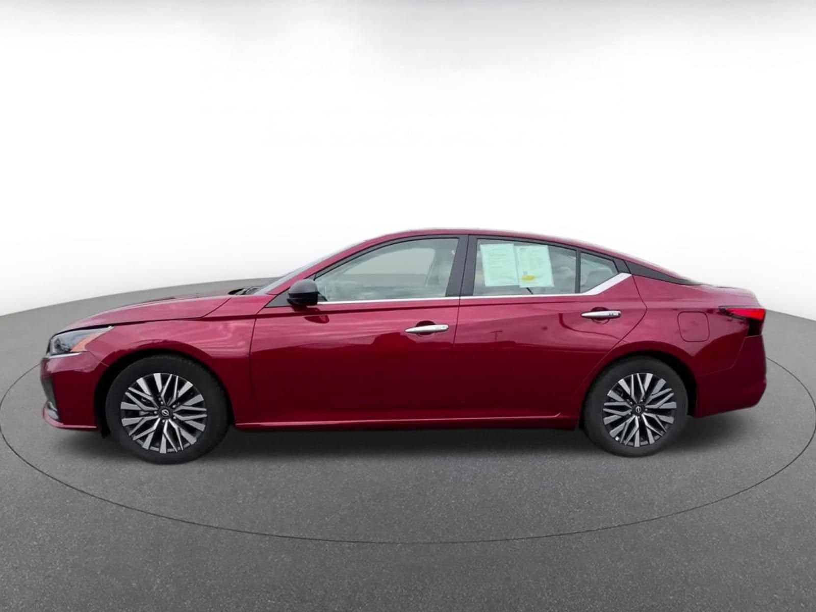 Thumbnail: 2025 Nissan Altima - 7