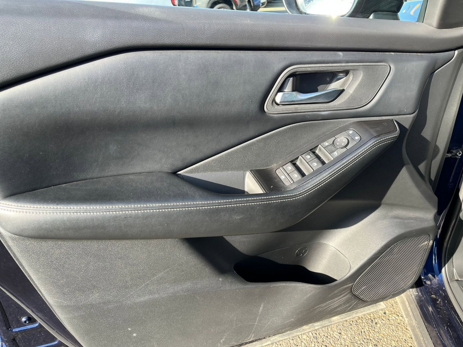 Thumbnail: 2025 Nissan Rogue - 18