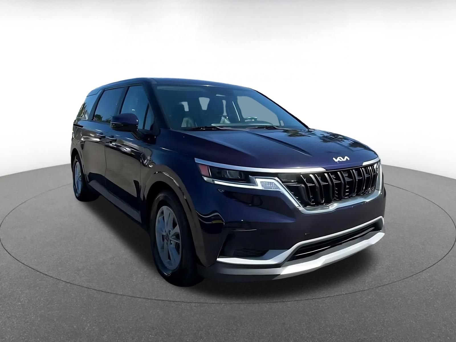 Thumbnail: 2023 Kia Carnival - 3